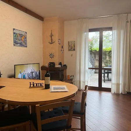 View & Garden-bellagio Apartment