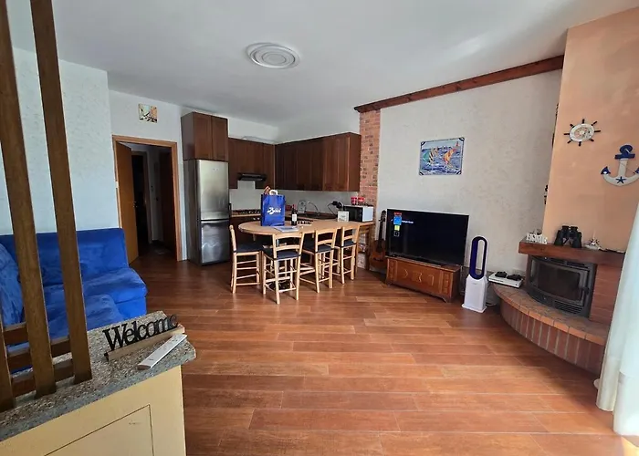 Bellagio Center Apartment With Lake View & Garden Apartamento