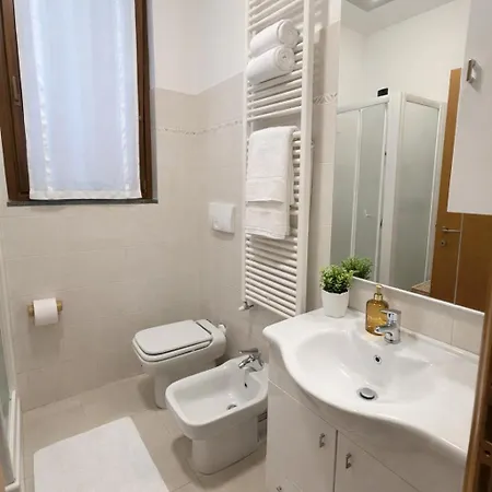 Center With View & Garden * Μπελάτζιο
